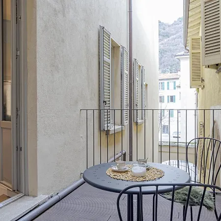 Roma - By Myhomeincomo كومو