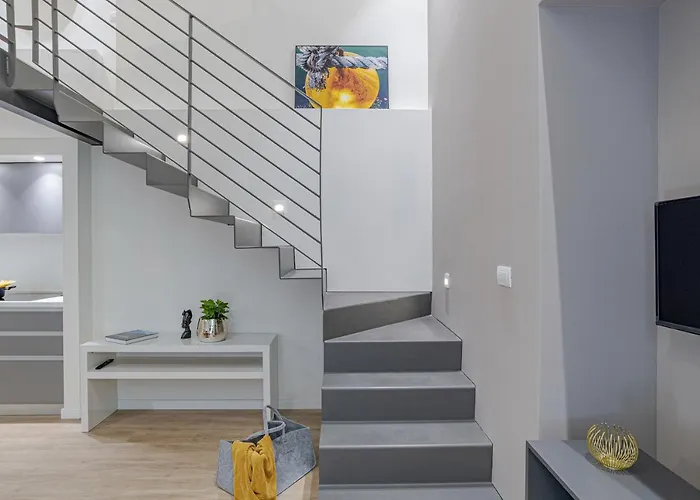 Roma - By Myhomeincomo 아파트 코모